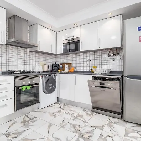 Beguest Tejo River Lisbon Apartment *